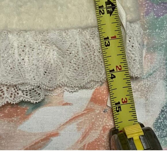 Coquette Kawaii Style White Lace Trim Mini Skirt with Built-In Shorts & Ribbon - Picture 10 of 11